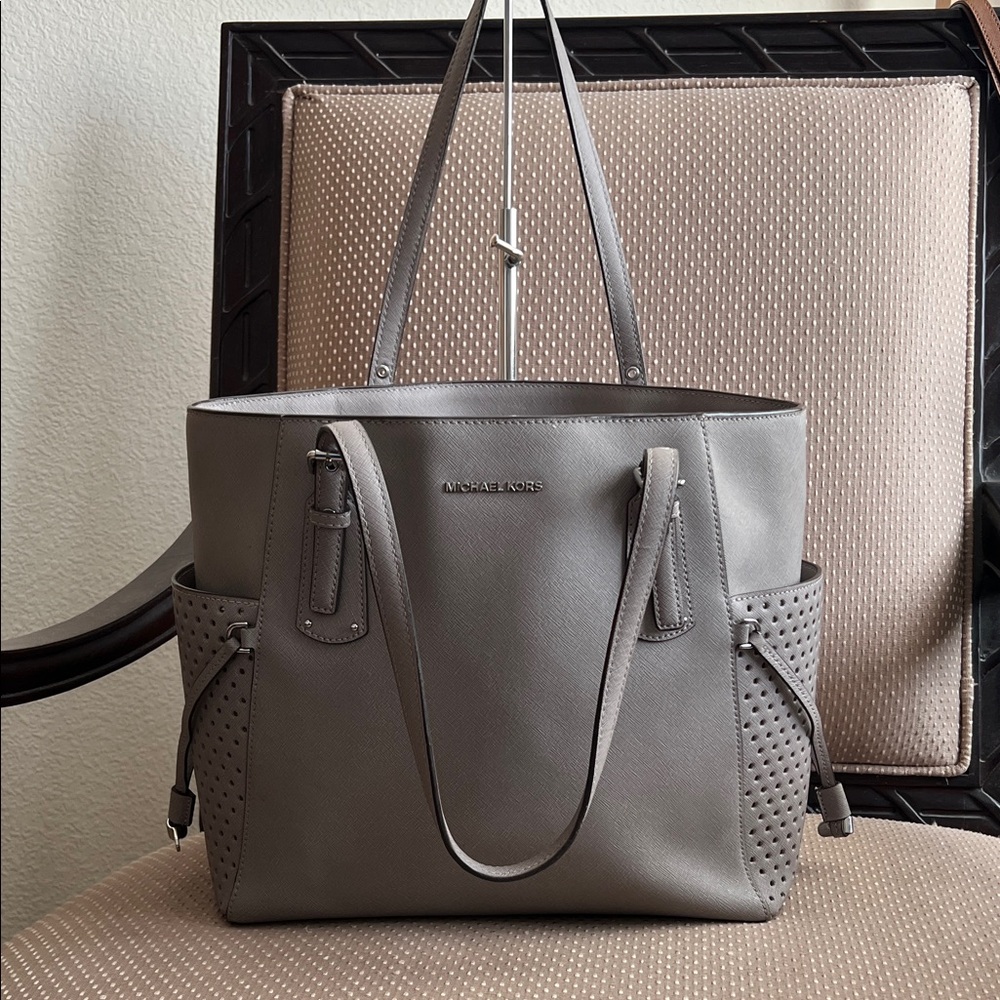 Michael Kors large leather tote